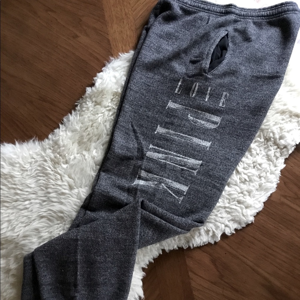 Victoria’s Secret PINK sweatpants